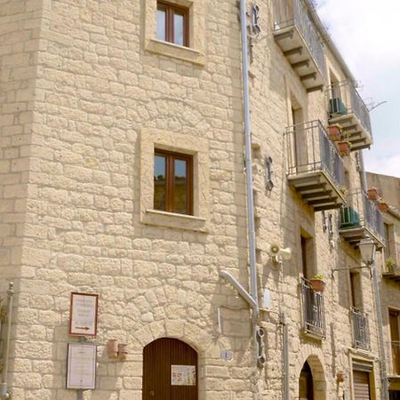 B&B Del Corso Gangi Kültér fotó