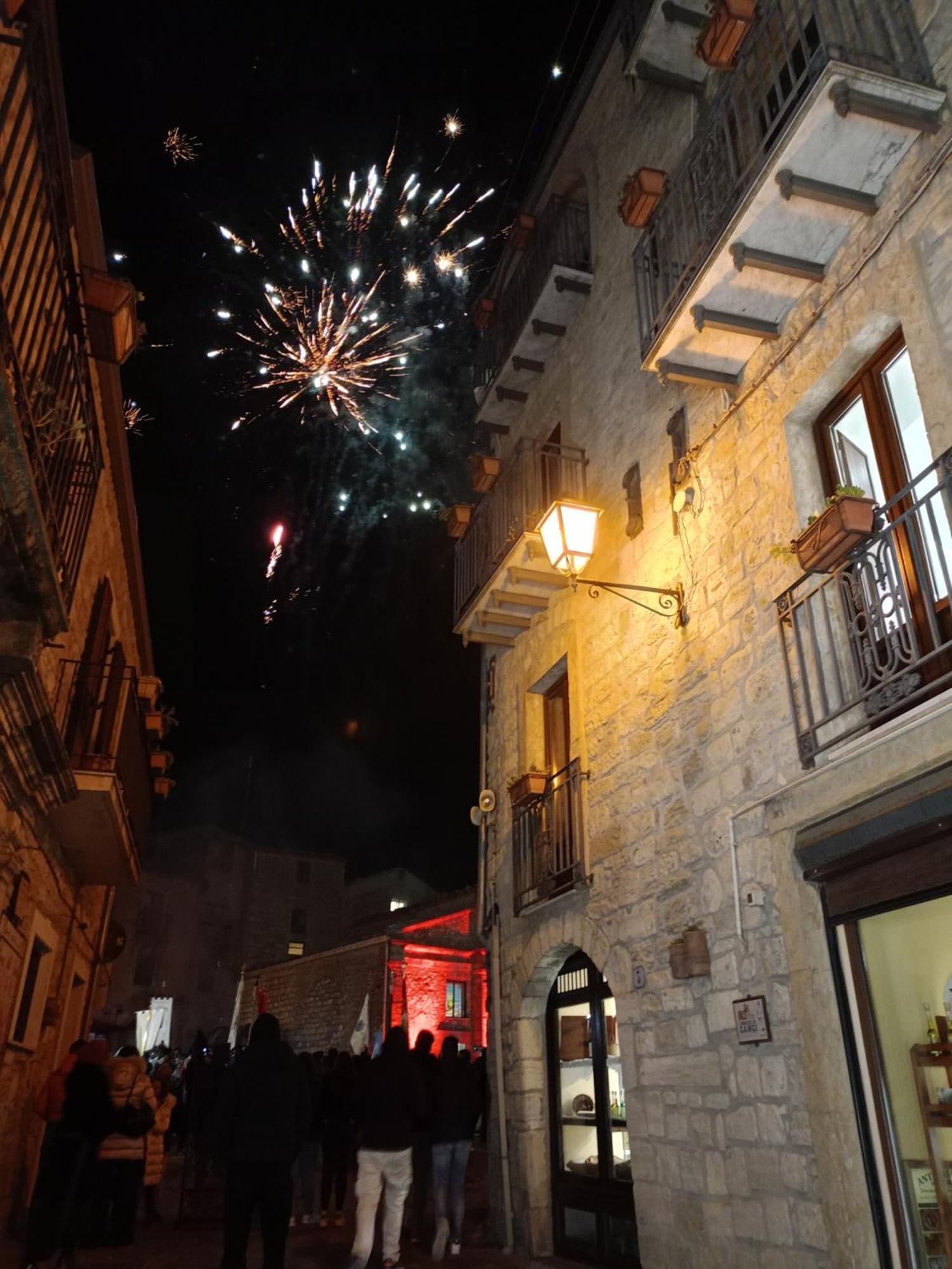 B&B Del Corso Gangi Kültér fotó